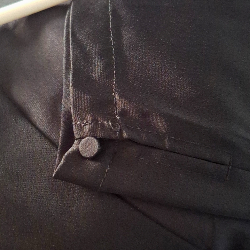 3/$20--J. Crew Black Button-Up Blouse, Cropped, Long Sleeves - Picture 11 of 14